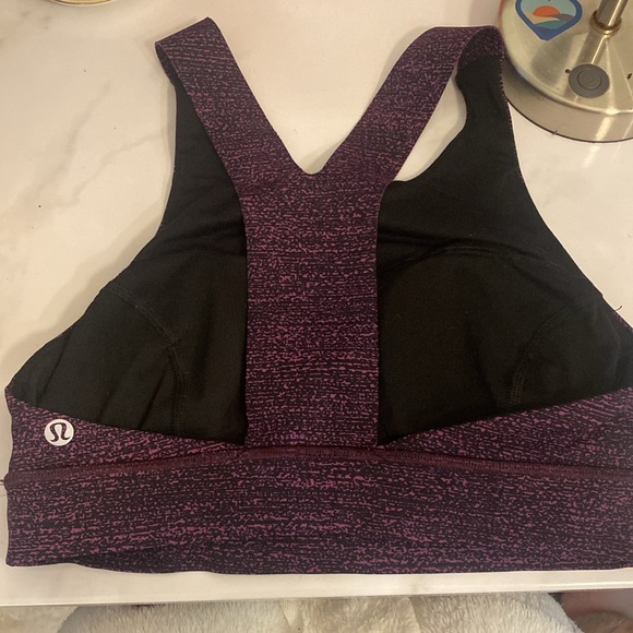 Lululemon F&F Bra (Nulux) - Picture 4 of 7